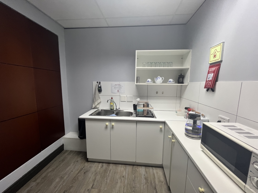 To Let commercial Property for Rent in Tyger Valley Western Cape